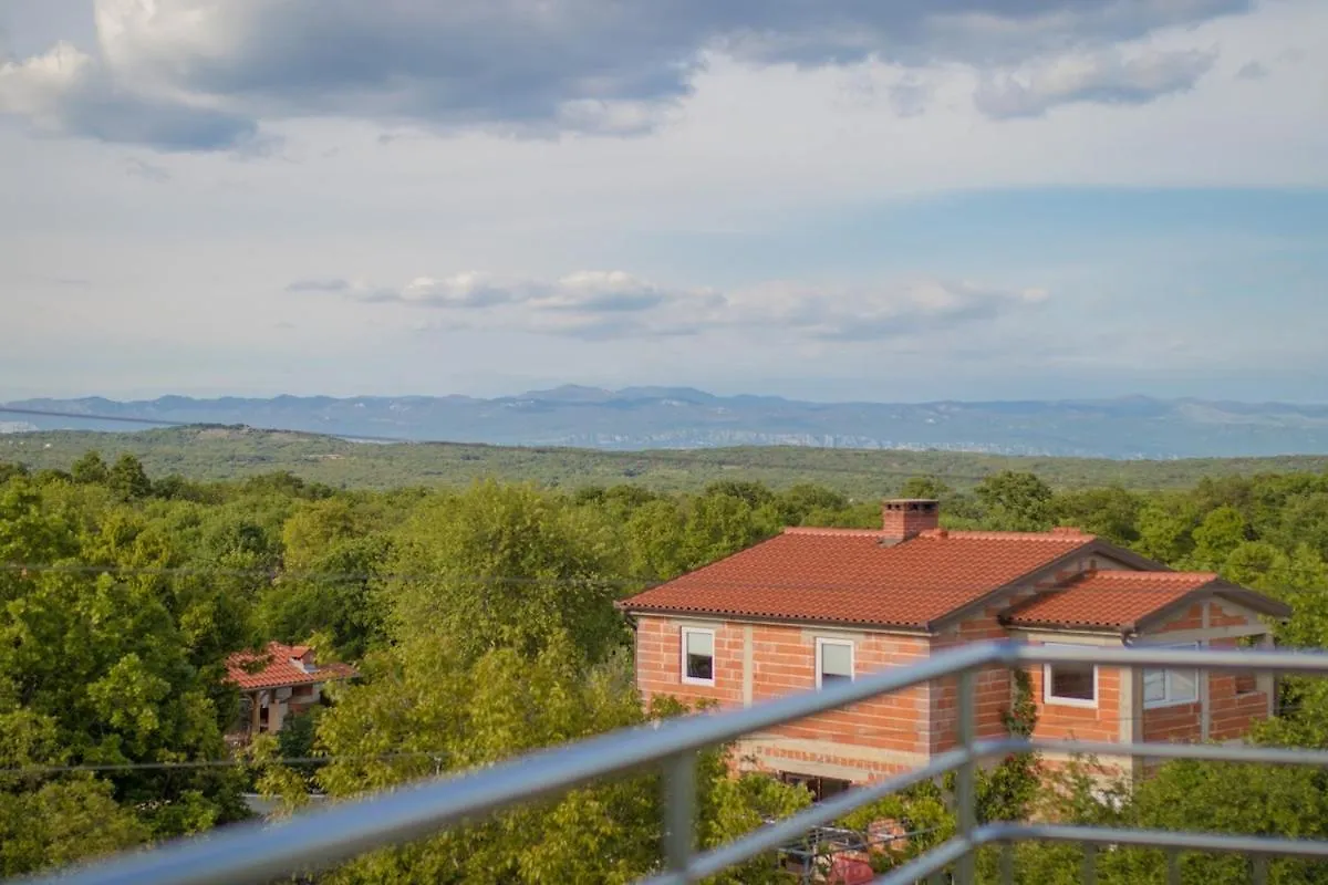 Peaceful Holiday Apartment In Muraj Kornic